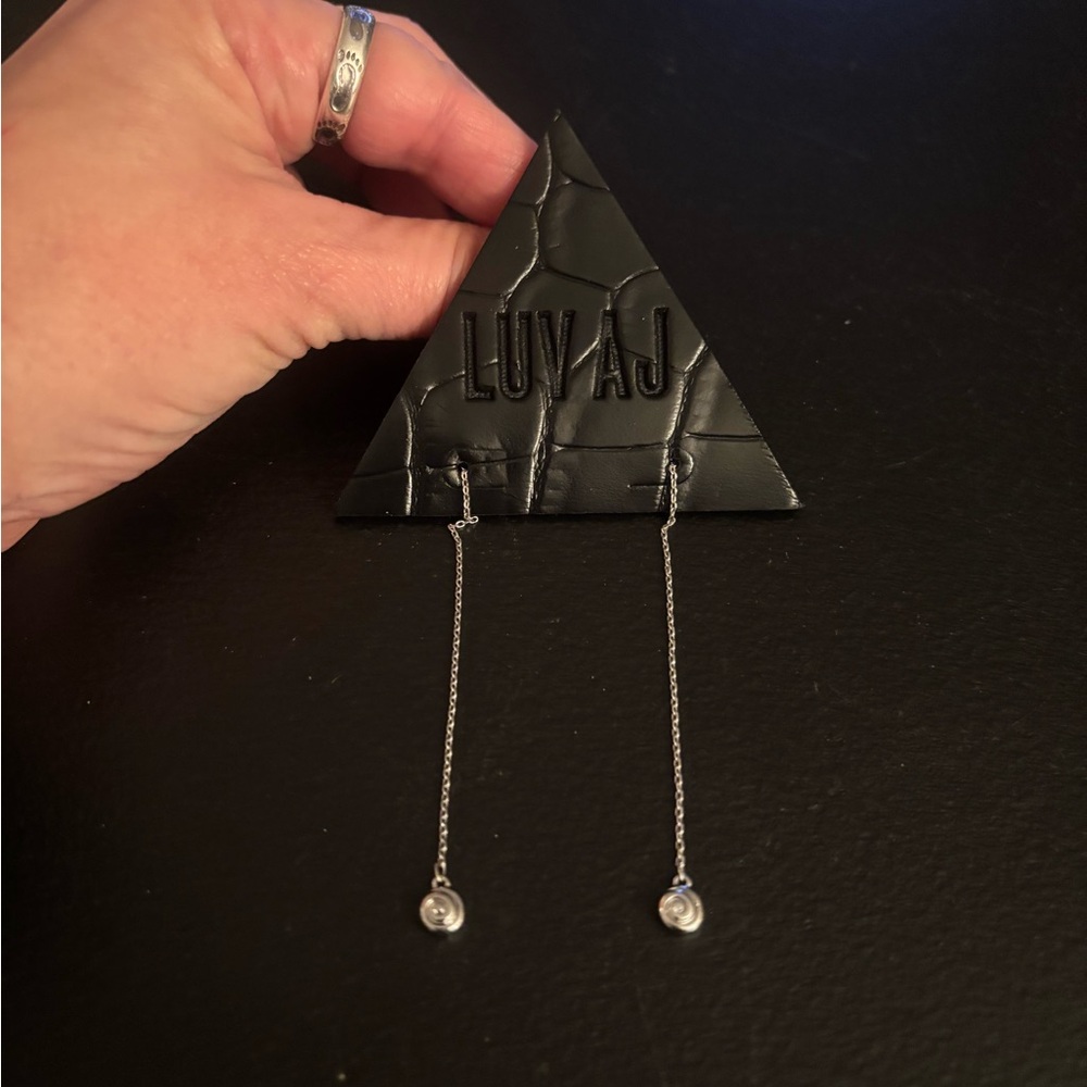 NWT LUV AJ Shell Coil Threader Earrings in Silver